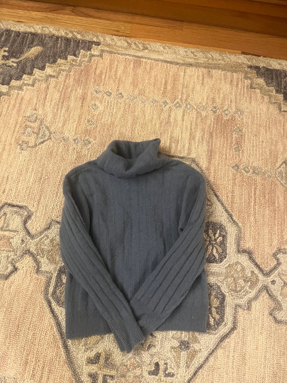 NAADAM Lavender/ light blue cashmere turtleneck sweater - Picture 2 of 7